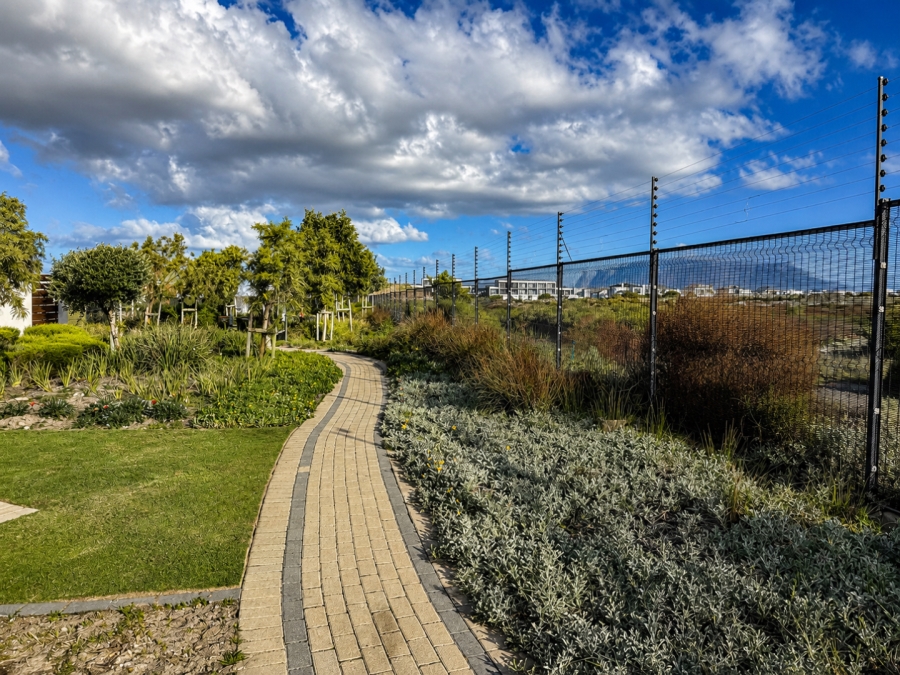 3 Bedroom Property for Sale in Sandown Western Cape